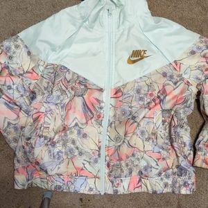 Nike kids windbreaker